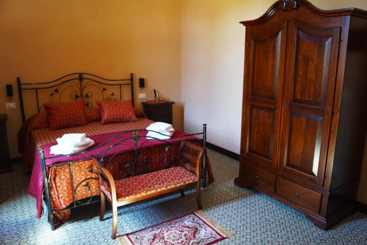 Bed and Breakfast La Stazione Пьяцца-Армерина Экстерьер фото
